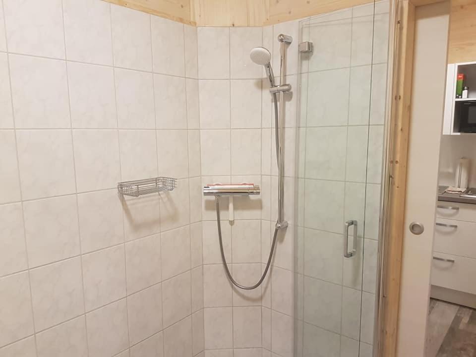Gaestehaus Am Hahnenkamm 罗伊特 外观 照片