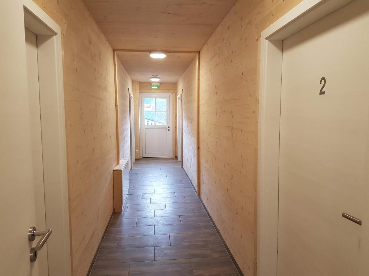 Gaestehaus Am Hahnenkamm 罗伊特 外观 照片